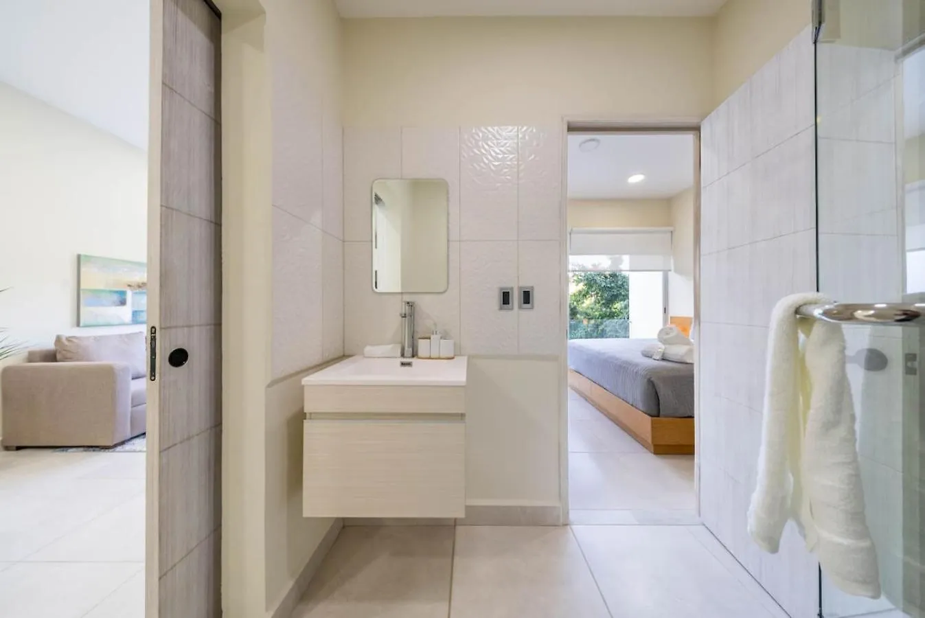 2 Bd Suite W Private Balcony, Gym And Rooftop Pool Playa del Carmen