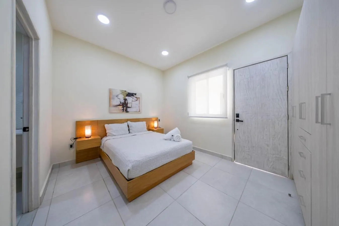 Holiday home 2 Bd Suite W Private Balcony, Gym And Rooftop Pool Playa del Carmen