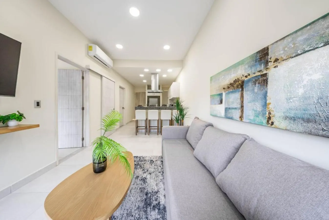 2 Bd Suite W Private Balcony, Gym And Rooftop Pool Playa del Carmen Mexico