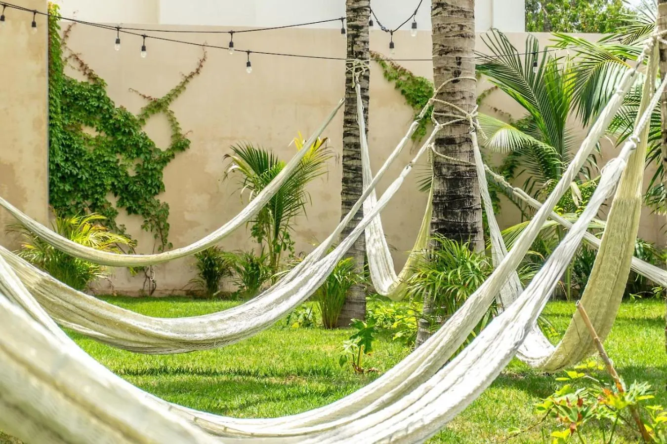 Holiday home 2 Bd Suite W Private Balcony, Gym And Rooftop Pool Playa del Carmen