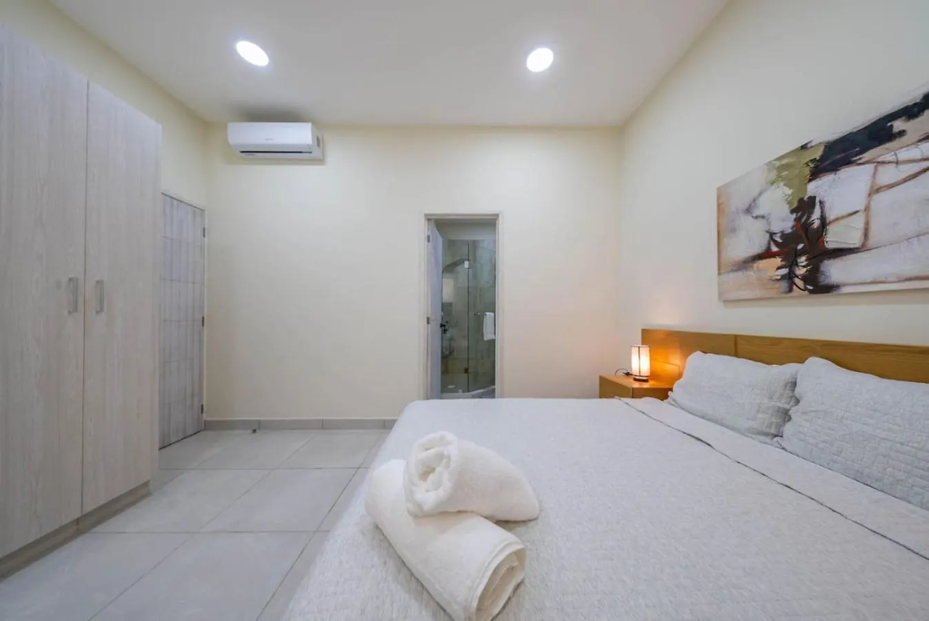 2 Bd Suite W Private Balcony, Gym And Rooftop Pool Playa del Carmen