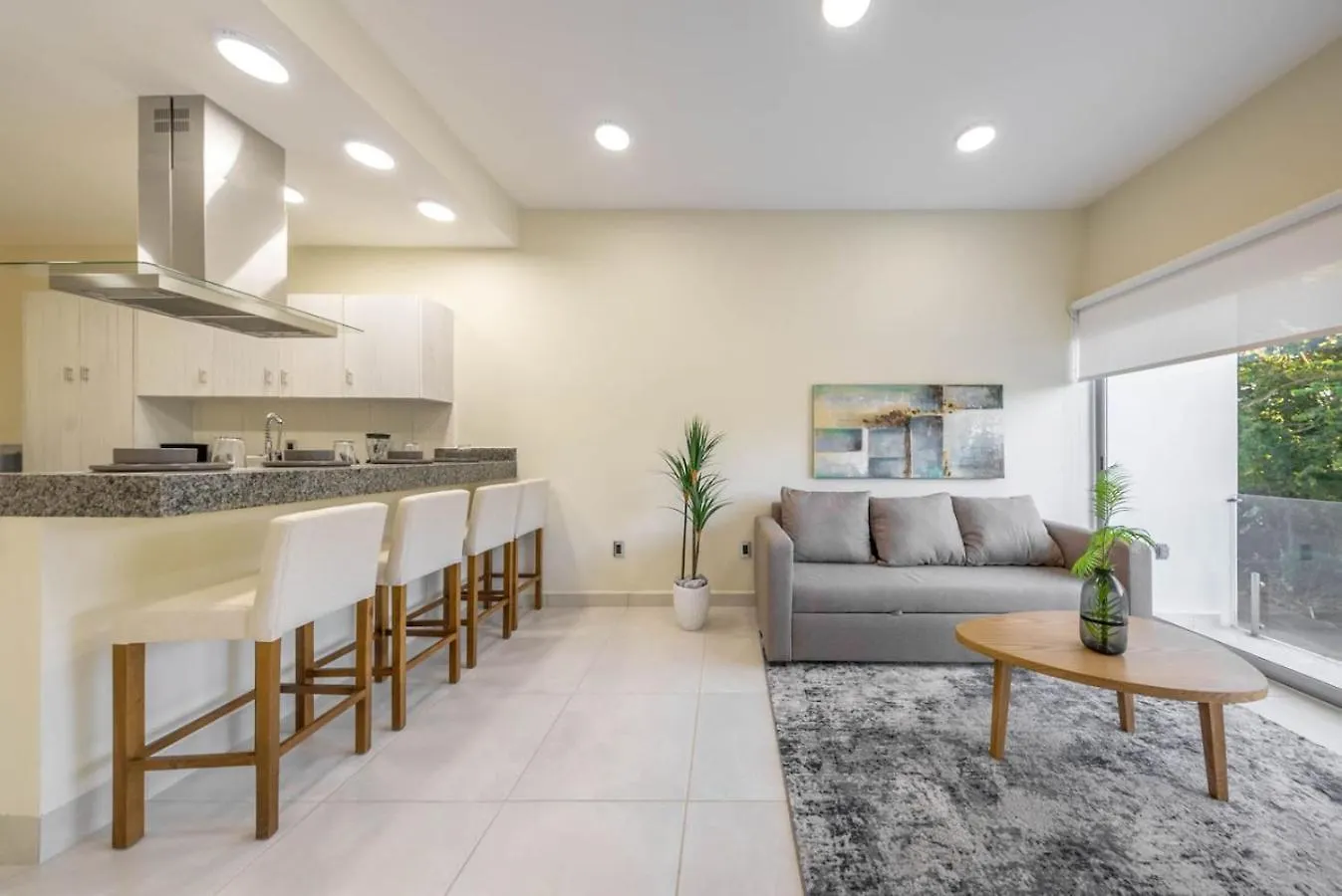2 Bd Suite W Private Balcony, Gym And Rooftop Pool Playa del Carmen Mexico