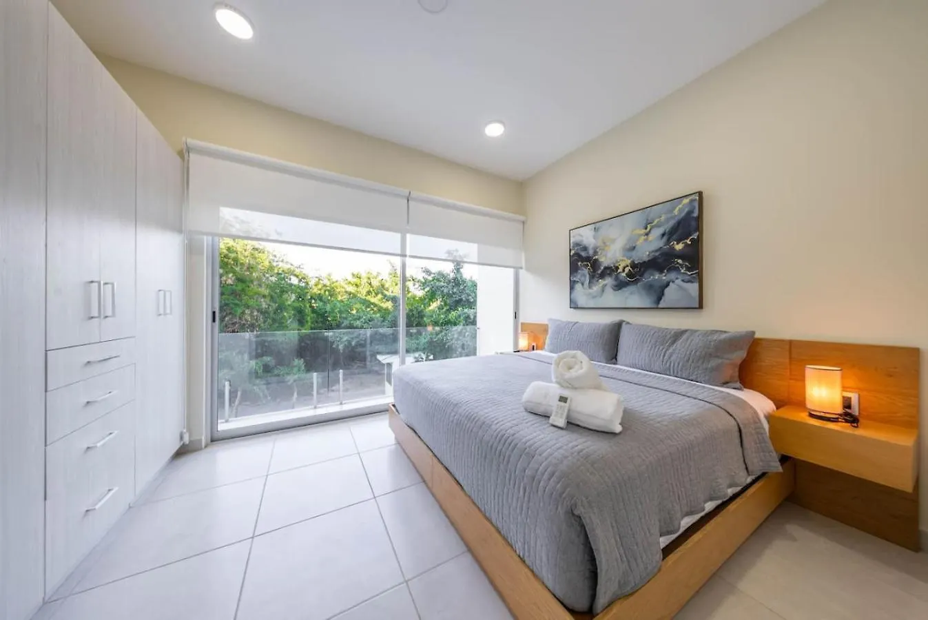 2 Bd Suite W Private Balcony, Gym And Rooftop Pool Playa del Carmen Feriehus